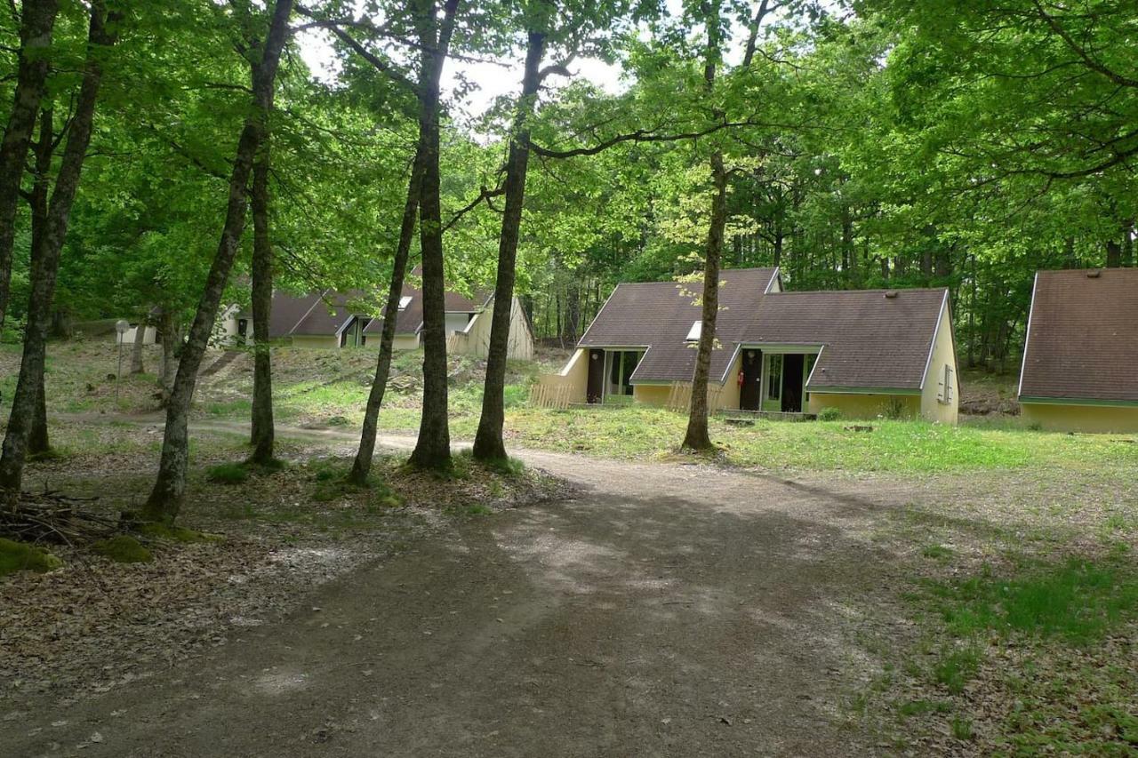 Gites La Foret Chenerailles ภายนอก รูปภาพ
