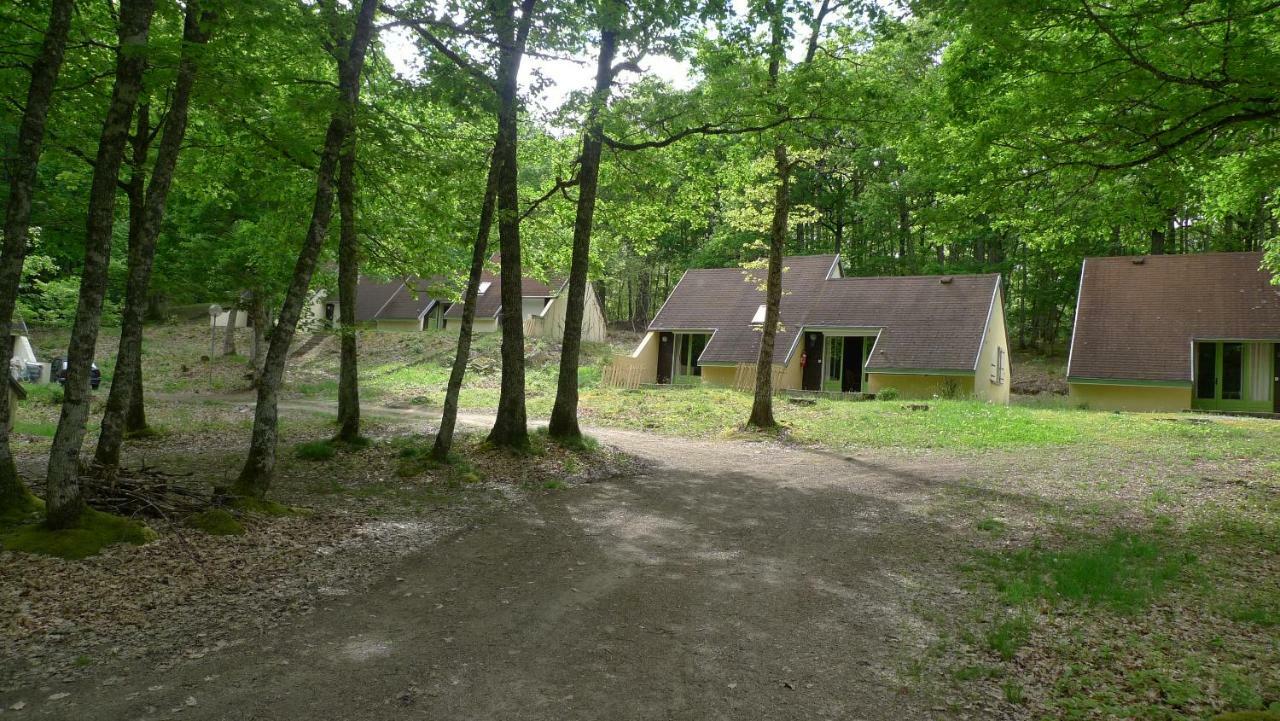 Gites La Foret Chenerailles ภายนอก รูปภาพ
